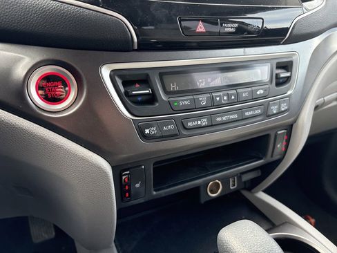 Used 2020 Honda Pilot EX image 26