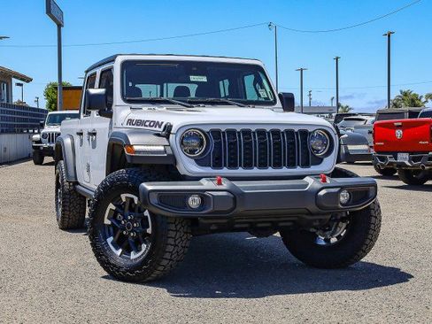 Used 2024 Jeep Gladiator Rubicon w/ Convenience Group image 1
