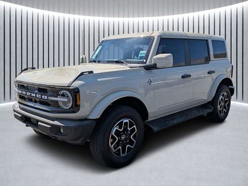 New 2026 Ford Bronco Outer Banks AWD/4WD image 7