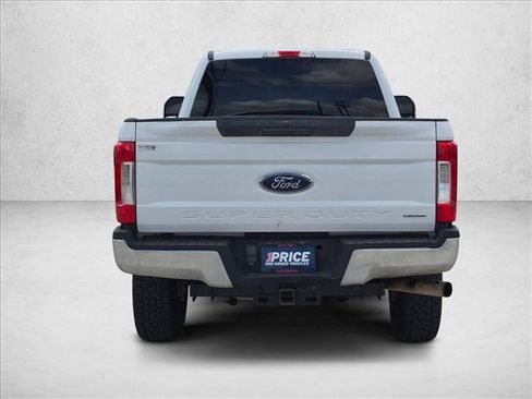 Used 2019 Ford F250 XLT AWD/4WD image 6