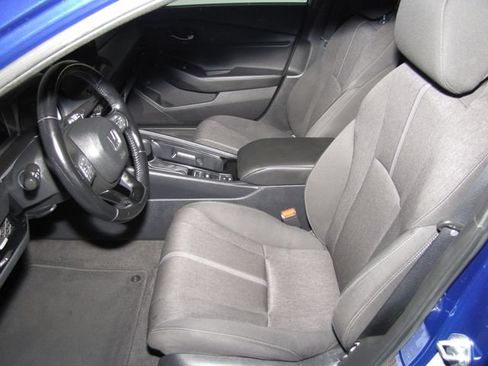 Certified 2024 Honda Accord Sport image 9