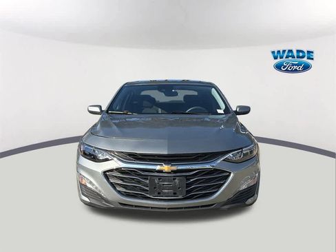 Used 2023 Chevrolet Malibu LT image 2