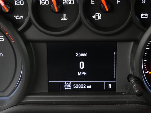Used 2022 Chevrolet Silverado 1500 Custom AWD/4WD image 35