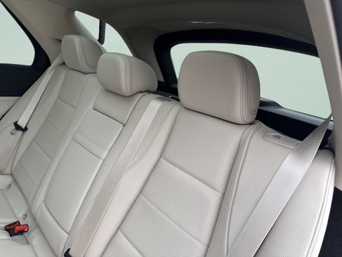 Certified 2026 Mercedes-Benz GLE 450 4MATIC image 32