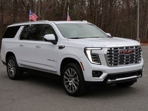 New 2026 GMC Yukon XL Denali w/ Sun & Power Step Package image 2