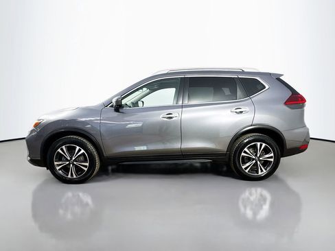 Used 2019 Nissan Rogue SV w/ Sun & Sound Touring Package AWD/4WD image 4