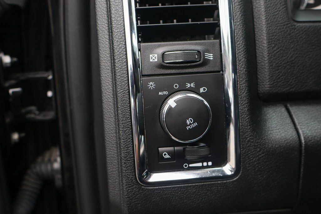 Used 2017 RAM 2500 Laramie w/ Sport Appearance Group AWD/4WD image 20