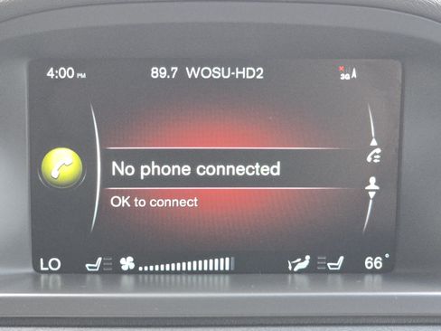 Used 2015 Volvo XC70 T6 w/ Proximity Package AWD/4WD image 12