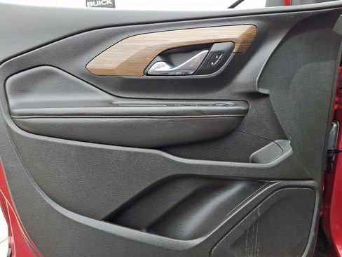 Used 2018 GMC Terrain SLE w/ Driver Convenience Package image 13