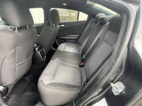 Used 2022 Dodge Charger SXT RWD image 12