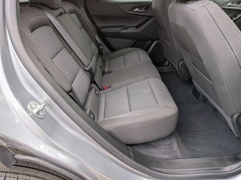 Used 2025 Chevrolet Equinox LT image 28