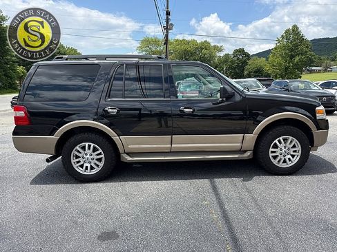 Used 2014 Ford Expedition XLT w/ Equipment Group 202A image 7