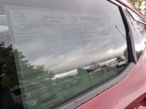 Used 2026 Nissan Kicks SR w/ Cold Weather Package image 11