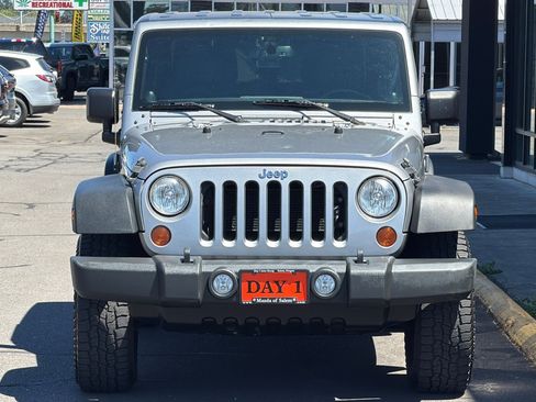 Used 2013 Jeep Wrangler Sport AWD/4WD image 10