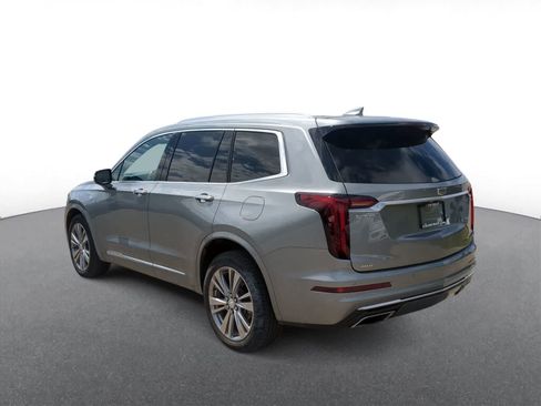 Used 2024 Cadillac XT6 Premium Luxury AWD/4WD image 6