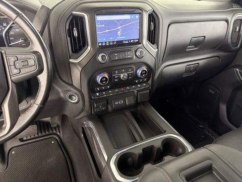 Used 2022 GMC Sierra 2500 AT4 w/ AT4 Premium Plus Package AWD/4WD image 27