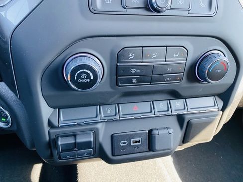 New 2025 Chevrolet Silverado 2500 Custom image 32