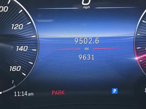 Used 2024 Mercedes-Benz GLE 350 4MATIC image 27