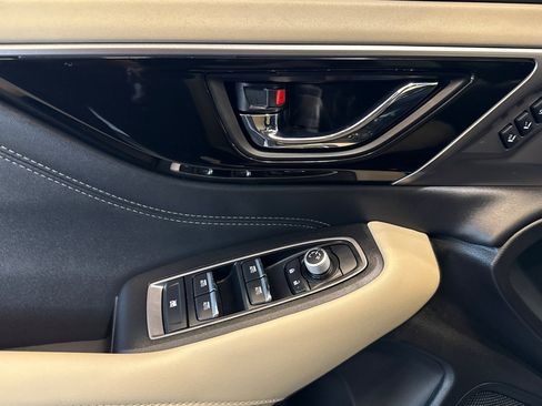 Certified 2025 Subaru Outback Limited image 10