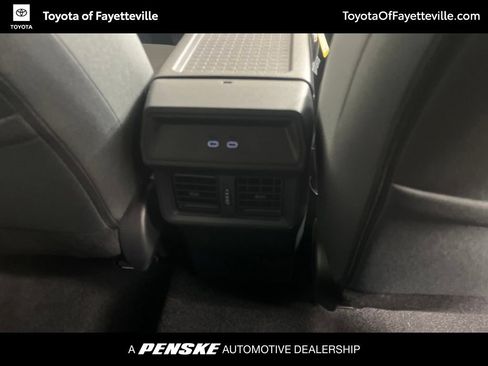 Used 2026 Toyota RAV4 SE AWD/4WD image 13