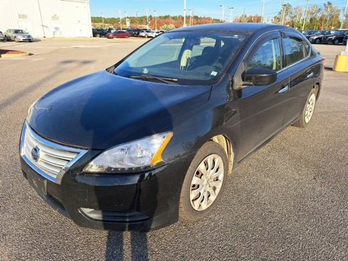 Used 2015 Nissan Sentra SV image 2
