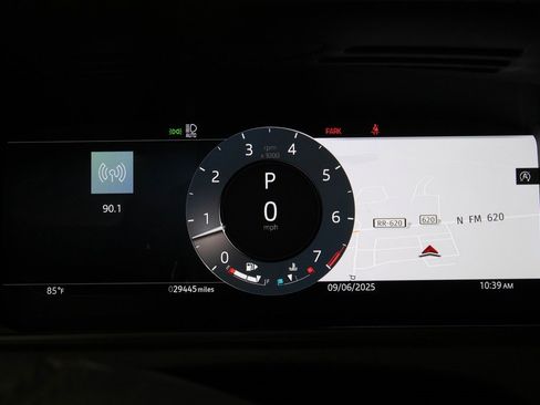 Used 2024 Land Rover Range Rover Velar S image 32