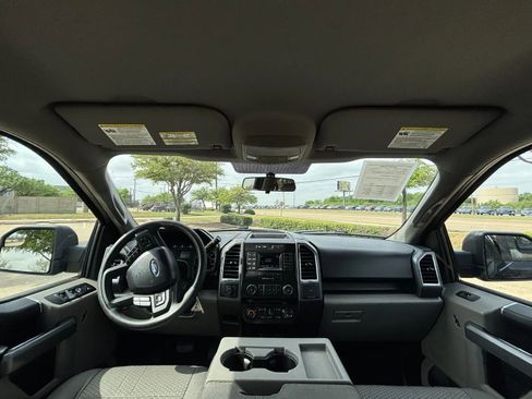 Used 2016 Ford F150 XLT AWD/4WD image 20