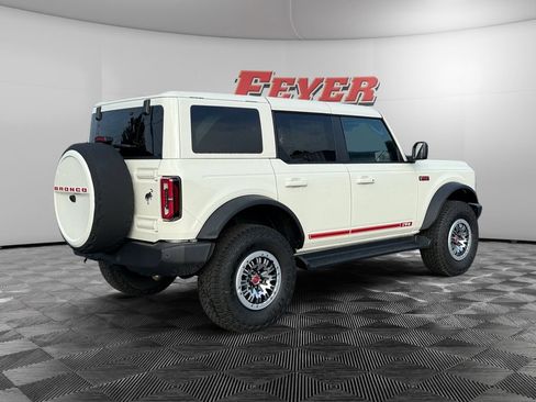 New 2026 Ford Bronco Outer Banks w/ Sasquatch Package AWD/4WD image 7