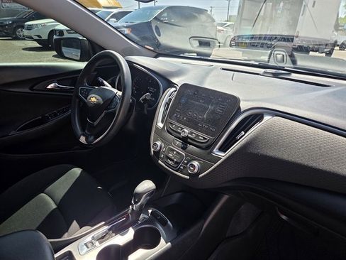 Used 2023 Chevrolet Malibu LS FWD image 6