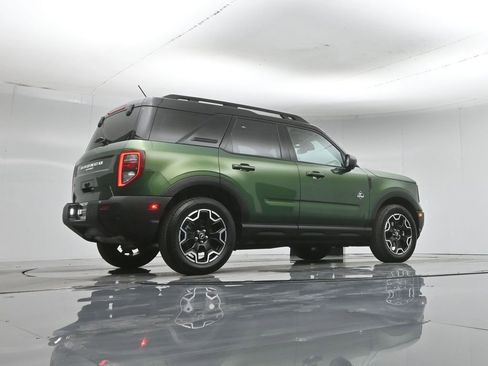 Used 2025 Ford Bronco Sport Outer Banks w/ Outer Banks Tech Package+ AWD/4WD image 52