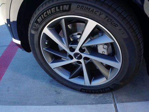 New 2026 Genesis GV80 2.5T Advanced image 6