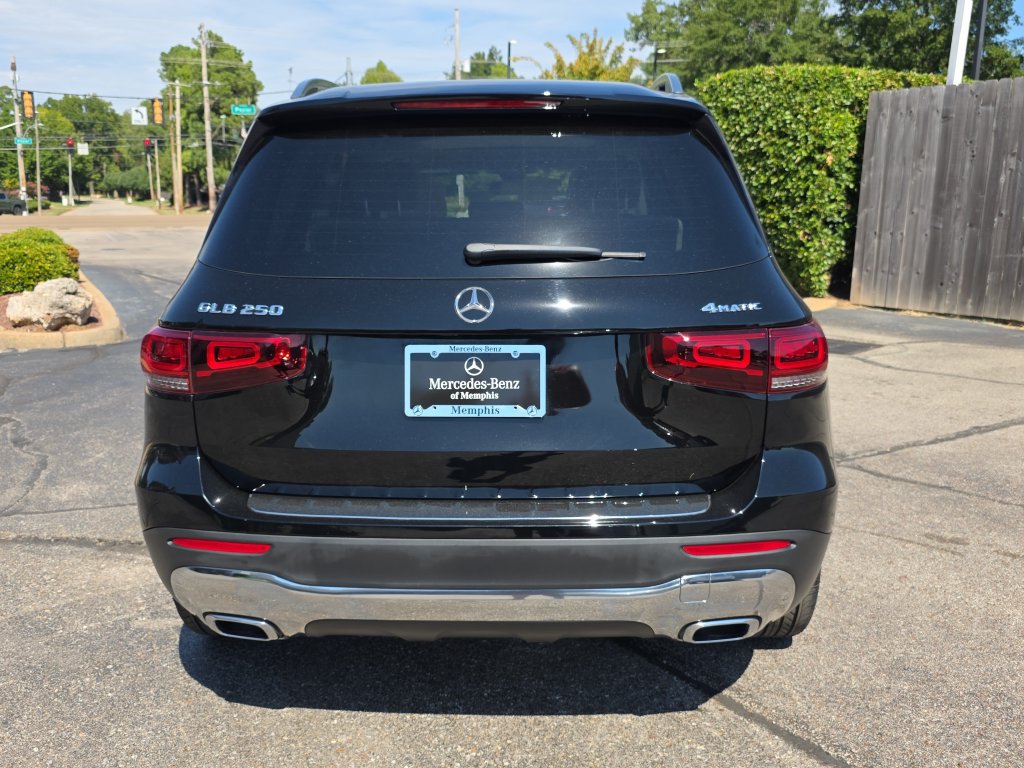 Certified 2022 Mercedes-Benz GLB 250 4MATIC image 4