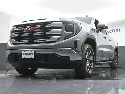 New 2025 GMC Sierra 1500 SLE w/ Preferred Package image 6