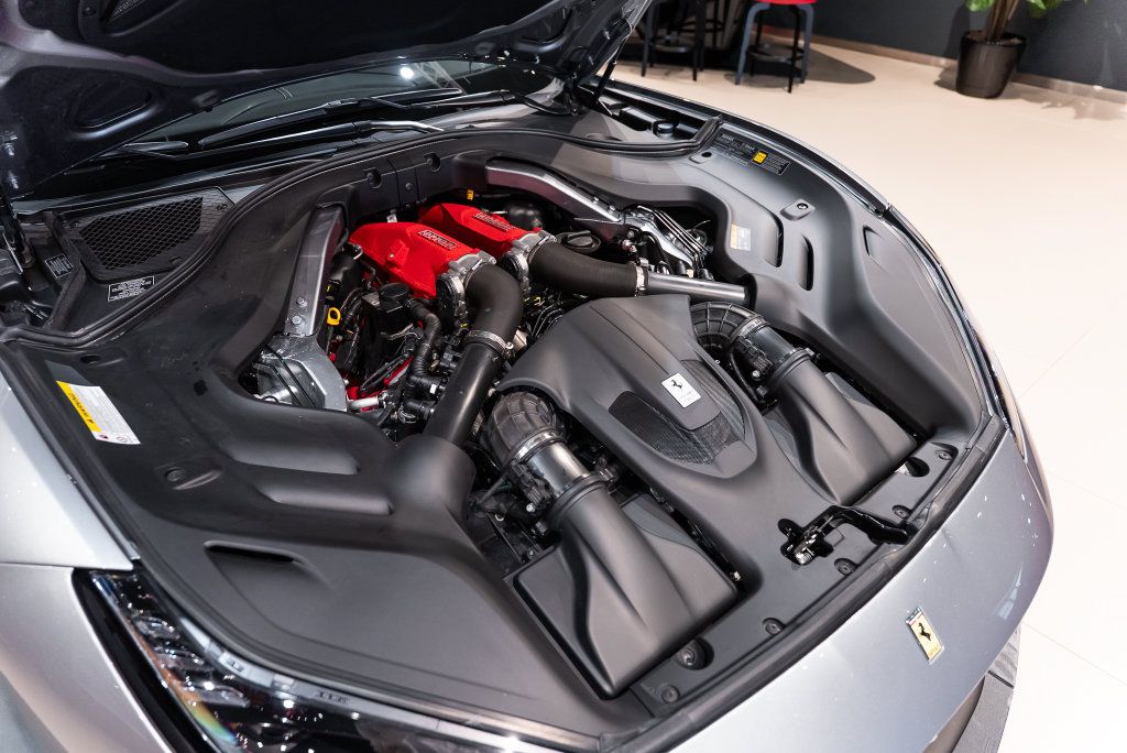 Used 2022 Ferrari Portofino M RWD image 17