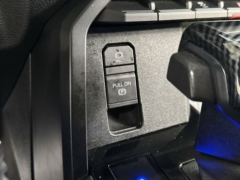 Used 2022 Toyota Tundra SR image 35