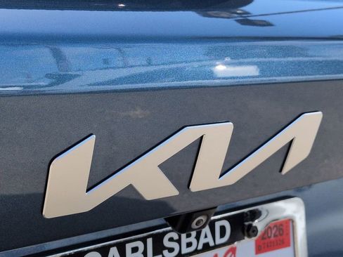 Certified 2025 Kia Sorento EX FWD image 32