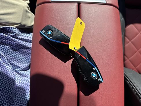 Used 2024 BMW X6 M60i w/ Executive Package image 41