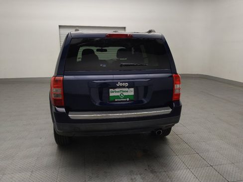 Used 2017 Jeep Patriot High Altitude FWD image 6