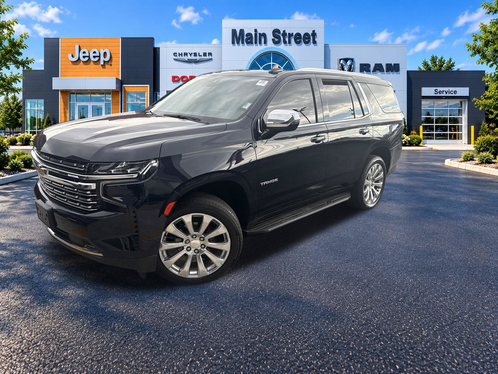 Used 2021 Chevrolet Tahoe Premier AWD/4WD image 2