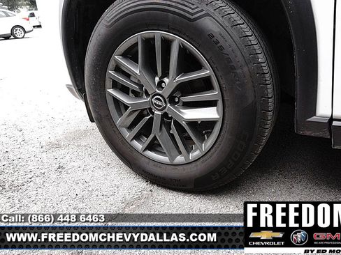 Used 2023 Nissan Rogue S FWD image 10