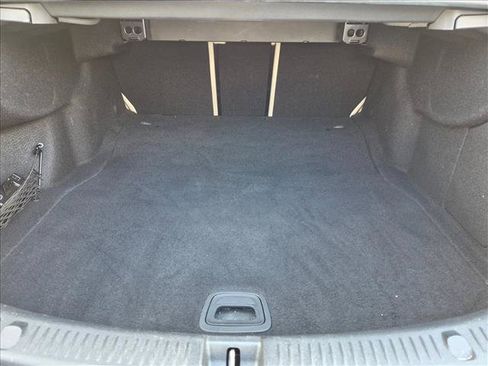 Used 2018 Mercedes-Benz E 300 image 6