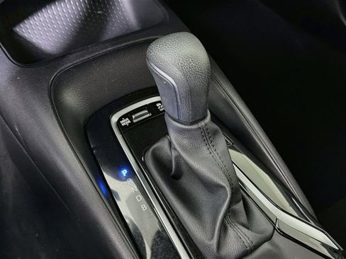 Used 2025 Toyota Corolla SE FWD image 19