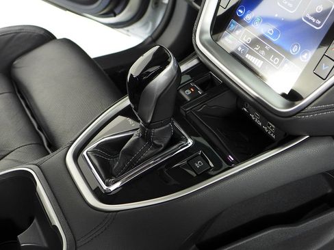 Certified 2023 Subaru Outback Touring AWD/4WD image 15