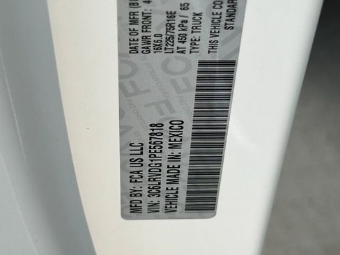 Used 2023 RAM ProMaster 2500 image 42