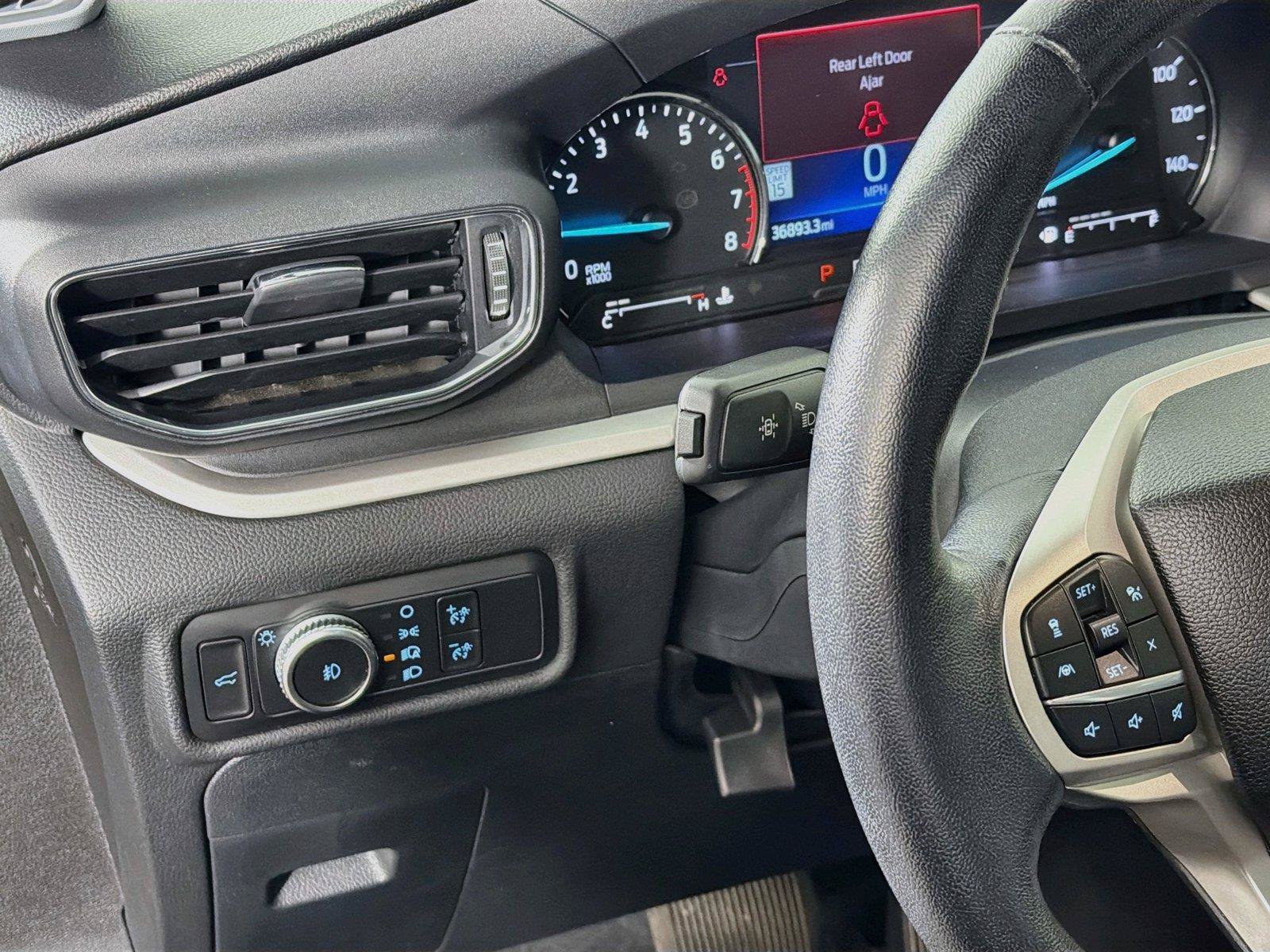 Used 2022 Ford Explorer XLT w/ Equipment Group 202A AWD/4WD image 17