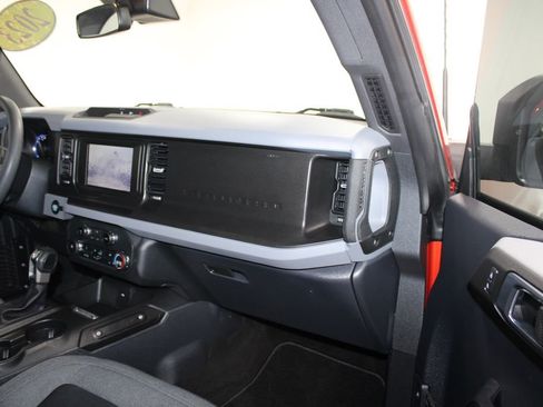 Used 2023 Ford Bronco 4-Door image 24