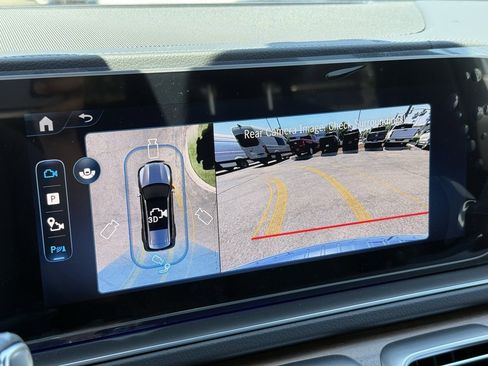 New 2025 Mercedes-Benz GLS 450 4MATIC image 12