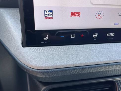 Used 2025 Ford Maverick XLT w/ XLT Luxury Package FWD image 41