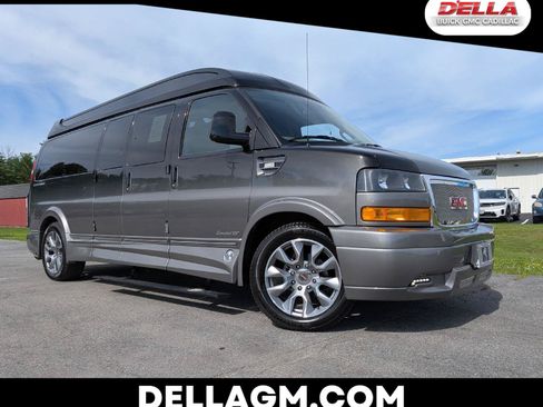 Used 2023 GMC Savana 2500 Extended RWD image 1
