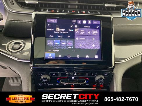 Used 2023 Jeep Grand Cherokee L Laredo AWD/4WD image 20